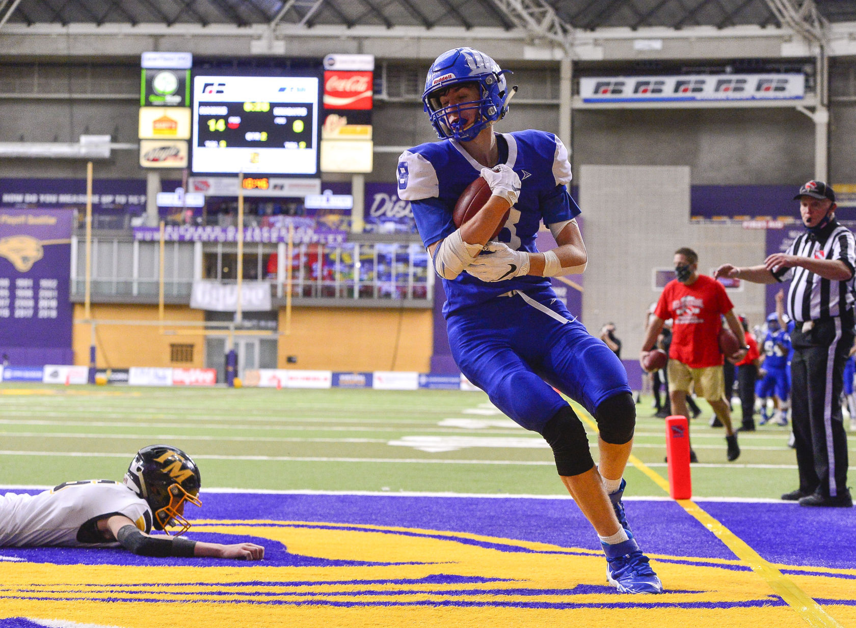State FBall Remsen St. Mary's vs. Fremont Mills 10